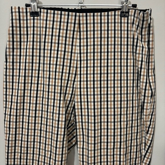 A‎ New Day Checkered High Rise Ankle Pants Plaid - Picture 4 of 10